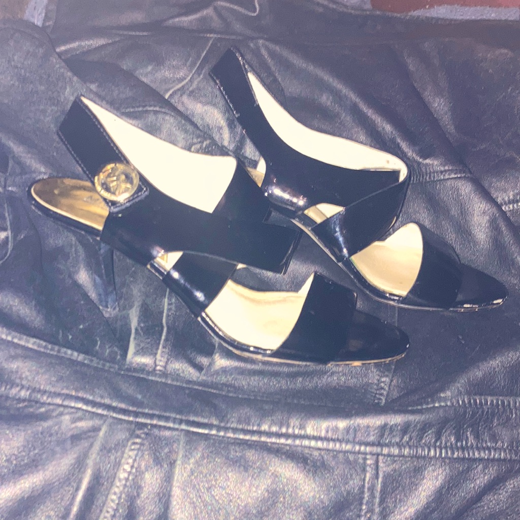 Michael Kors Black Leather Kitten Heel